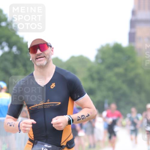 22.06.2025 - Viking Triathlon H.Heesch http://msf.ph/oto/8093053 22.06.2025 15:18:01 Laufen 164, 300 meine-sportfotos.de