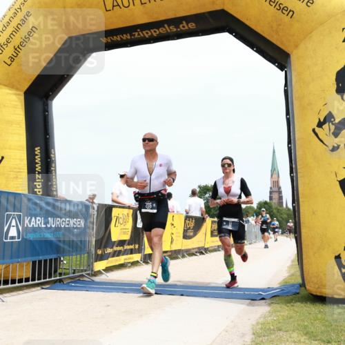 22.06.2025 - Viking Triathlon H.Heesch http://msf.ph/oto/8093072 22.06.2025 13:54:15 Laufen 11, 205, 608, 630 meine-sportfotos.de