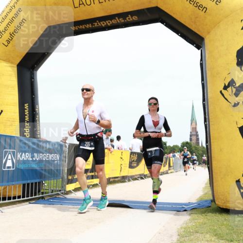 22.06.2025 - Viking Triathlon H.Heesch http://msf.ph/oto/8093078 22.06.2025 13:54:15 Laufen 11, 205, 608, 630 meine-sportfotos.de