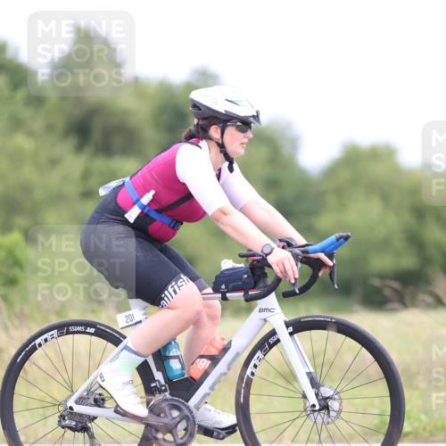 22.06.2025 - Viking Triathlon Yannick Fuchs http://msf.ph/oto/8093085 22.06.2025 13:38:38 Radfahren 31, 206 meine-sportfotos.de