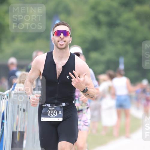 22.06.2025 - Viking Triathlon H.Heesch http://msf.ph/oto/8093161 22.06.2025 15:18:18 Laufen 175, 327, 399 meine-sportfotos.de