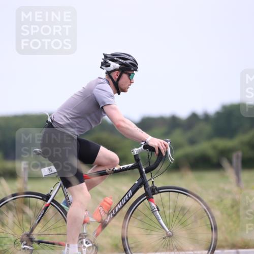 22.06.2025 - Viking Triathlon Yannick Fuchs http://msf.ph/oto/8093167 22.06.2025 13:38:43 Radfahren 31, 140, 206 meine-sportfotos.de