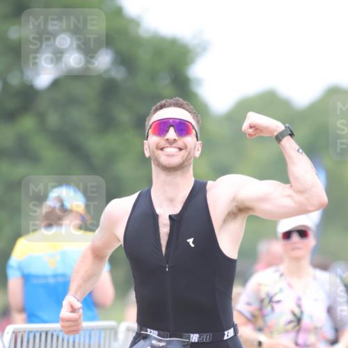 22.06.2025 - Viking Triathlon H.Heesch http://msf.ph/oto/8093198 22.06.2025 15:18:19 Laufen 29, 175, 327, 399 meine-sportfotos.de