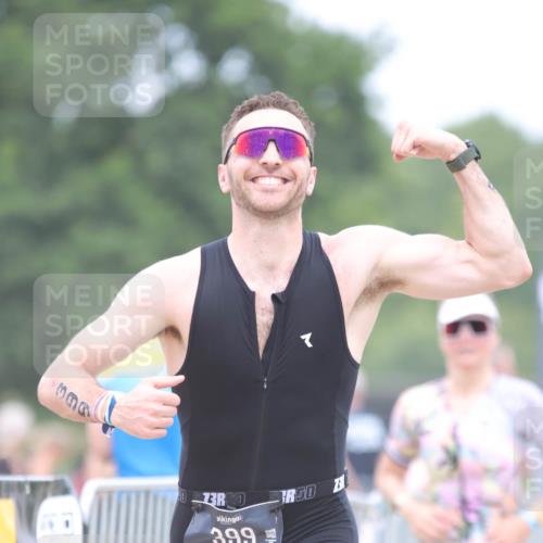 22.06.2025 - Viking Triathlon H.Heesch http://msf.ph/oto/8093214 22.06.2025 15:18:19 Laufen 29, 175, 327, 399 meine-sportfotos.de