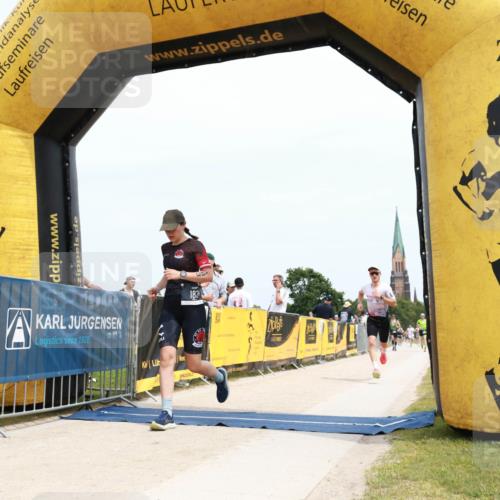 22.06.2025 - Viking Triathlon H.Heesch http://msf.ph/oto/8093223 22.06.2025 13:55:25 Laufen 183, 399, 453, 521 meine-sportfotos.de
