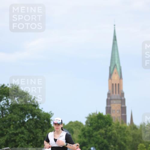 22.06.2025 - Viking Triathlon H.Heesch http://msf.ph/oto/8093277 22.06.2025 17:05:22 Laufen 431 meine-sportfotos.de