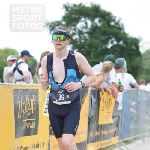 22.06.2025 - Viking Triathlon H.Heesch http://msf.ph/oto/8093292 22.06.2025 16:05:23 Laufen 136 meine-sportfotos.de
