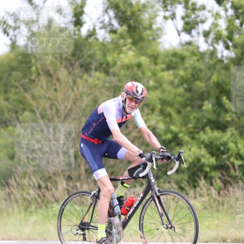 22.06.2025 - Viking Triathlon Yannick Fuchs http://msf.ph/oto/8093299 22.06.2025 13:38:54 Radfahren 140, 625 meine-sportfotos.de