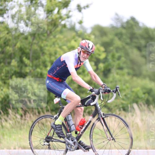 22.06.2025 - Viking Triathlon Yannick Fuchs http://msf.ph/oto/8093304 22.06.2025 13:38:54 Radfahren 140, 625 meine-sportfotos.de