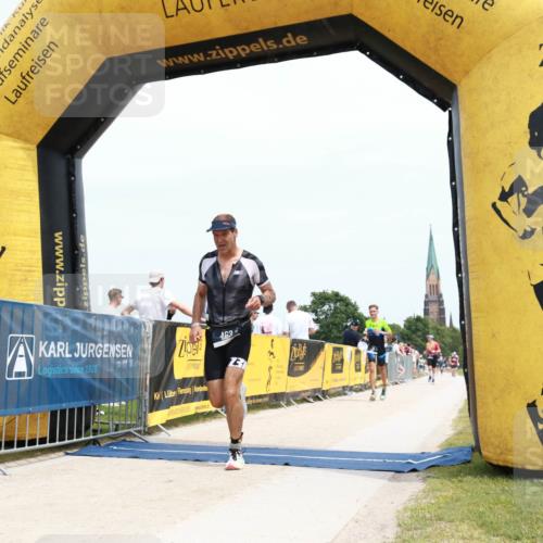 22.06.2025 - Viking Triathlon H.Heesch http://msf.ph/oto/8093316 22.06.2025 13:55:44 Laufen 29, 175, 348, 463, 638 meine-sportfotos.de