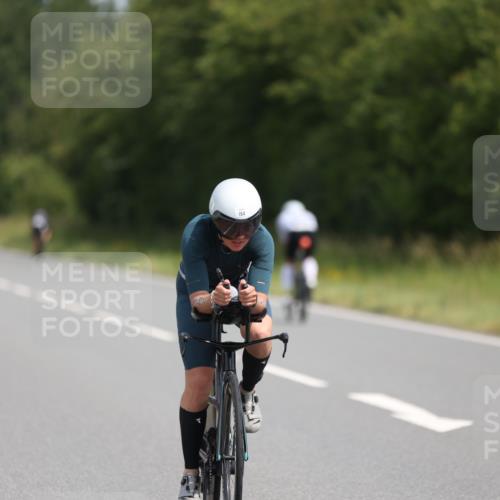22.06.2025 - Viking Triathlon Yannick Fuchs http://msf.ph/oto/8093318 22.06.2025 11:55:52 Radfahren 28, 141, 184, 318, 352, 459, 519, 625, 635, 660 meine-sportfotos.de