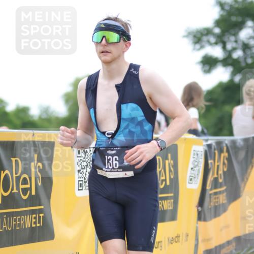 22.06.2025 - Viking Triathlon H.Heesch http://msf.ph/oto/8093364 22.06.2025 16:05:23 Laufen 136 meine-sportfotos.de
