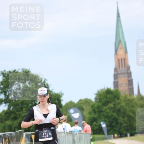 22.06.2025 - Viking Triathlon H.Heesch http://msf.ph/oto/8093368 22.06.2025 17:05:23 Laufen 431 meine-sportfotos.de
