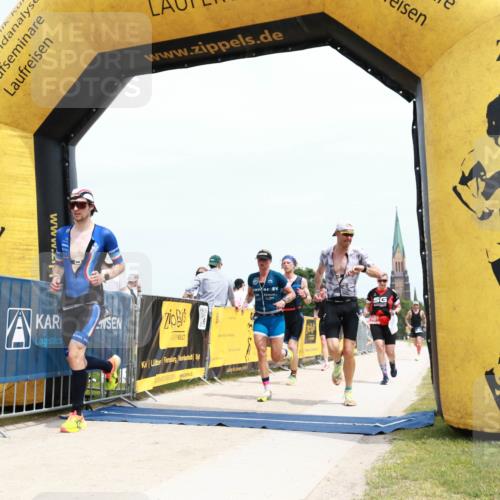 22.06.2025 - Viking Triathlon H.Heesch http://msf.ph/oto/8093371 22.06.2025 13:56:00 Laufen 17, 171, 286, 337, 372, 485, 640 meine-sportfotos.de