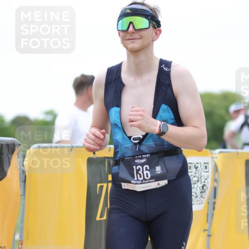 22.06.2025 - Viking Triathlon H.Heesch http://msf.ph/oto/8093403 22.06.2025 16:05:24 Laufen 136 meine-sportfotos.de