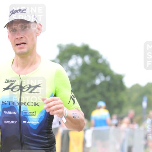 22.06.2025 - Viking Triathlon H.Heesch http://msf.ph/oto/8093415 22.06.2025 15:18:28 Laufen 29 meine-sportfotos.de