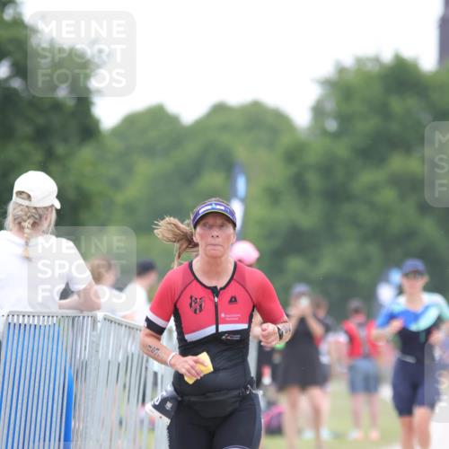 22.06.2025 - Viking Triathlon H.Heesch http://msf.ph/oto/8093440 22.06.2025 16:05:37 Laufen 123, 155 meine-sportfotos.de