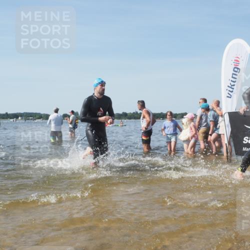 22.06.2025 - Viking Triathlon KatJ http://msf.ph/oto/8093457 22.06.2025 10:29:12 Schwimmen 7, 11, 12, 30, 33, 152, 200, 310, 458, 604, 652 meine-sportfotos.de