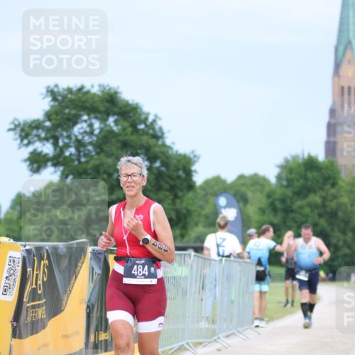 22.06.2025 - Viking Triathlon H.Heesch http://msf.ph/oto/8093461 22.06.2025 17:07:01 Laufen 236, 484 meine-sportfotos.de