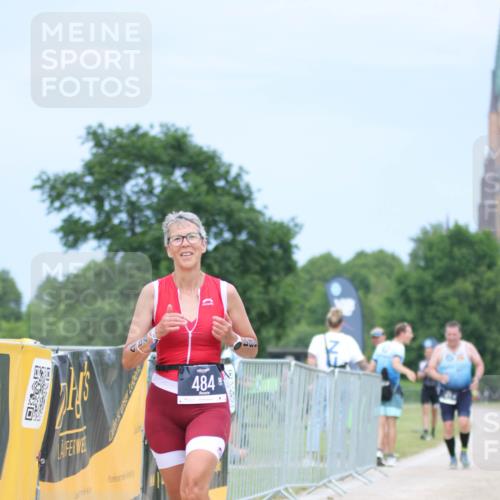 22.06.2025 - Viking Triathlon H.Heesch http://msf.ph/oto/8093480 22.06.2025 17:07:01 Laufen 236, 484 meine-sportfotos.de