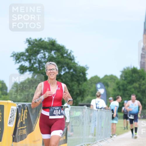 22.06.2025 - Viking Triathlon H.Heesch http://msf.ph/oto/8093489 22.06.2025 17:07:01 Laufen 236, 484 meine-sportfotos.de