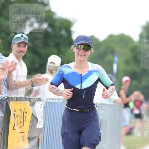 22.06.2025 - Viking Triathlon H.Heesch http://msf.ph/oto/8093584 22.06.2025 16:05:43 Laufen 123, 155 meine-sportfotos.de