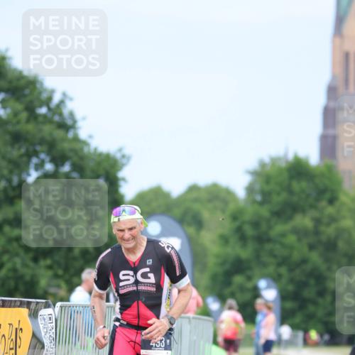 22.06.2025 - Viking Triathlon H.Heesch http://msf.ph/oto/8093606 22.06.2025 17:09:14 Laufen 493 meine-sportfotos.de