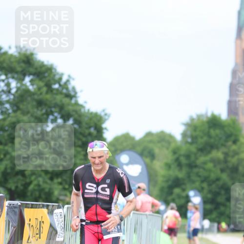 22.06.2025 - Viking Triathlon H.Heesch http://msf.ph/oto/8093614 22.06.2025 17:09:15 Laufen 493 meine-sportfotos.de