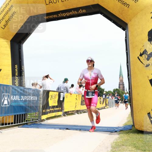 22.06.2025 - Viking Triathlon H.Heesch http://msf.ph/oto/8093640 22.06.2025 13:56:59 Laufen 287 meine-sportfotos.de