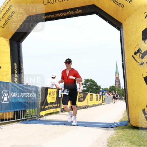 22.06.2025 - Viking Triathlon H.Heesch http://msf.ph/oto/8093689 22.06.2025 13:57:42 Laufen 106, 471 meine-sportfotos.de
