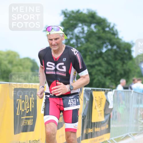 22.06.2025 - Viking Triathlon H.Heesch http://msf.ph/oto/8093691 22.06.2025 17:09:17 Laufen 246, 493 meine-sportfotos.de