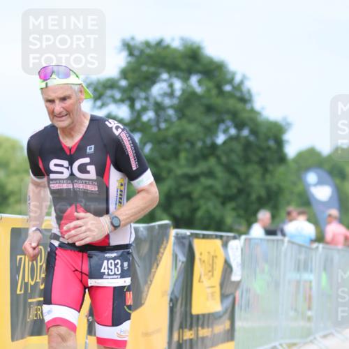 22.06.2025 - Viking Triathlon H.Heesch http://msf.ph/oto/8093724 22.06.2025 17:09:17 Laufen 246, 493 meine-sportfotos.de