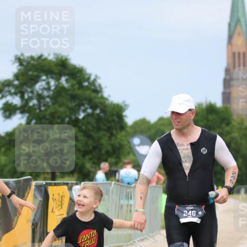 22.06.2025 - Viking Triathlon H.Heesch http://msf.ph/oto/8093778 22.06.2025 17:09:24 Laufen 246 meine-sportfotos.de