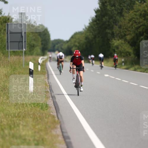 22.06.2025 - Viking Triathlon Yannick Fuchs http://msf.ph/oto/8093780 22.06.2025 11:56:03 Radfahren 125, 217, 245, 459, 499, 555 meine-sportfotos.de