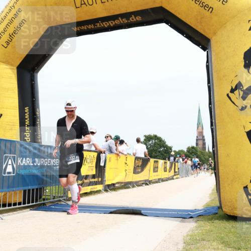 22.06.2025 - Viking Triathlon H.Heesch http://msf.ph/oto/8093796 22.06.2025 13:58:08 Laufen 222, 232, 276, 321, 362 meine-sportfotos.de