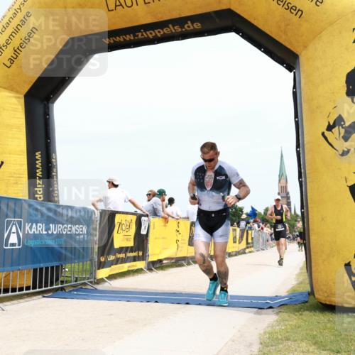22.06.2025 - Viking Triathlon H.Heesch http://msf.ph/oto/8093820 22.06.2025 13:58:24 Laufen 26, 76, 281, 304 meine-sportfotos.de