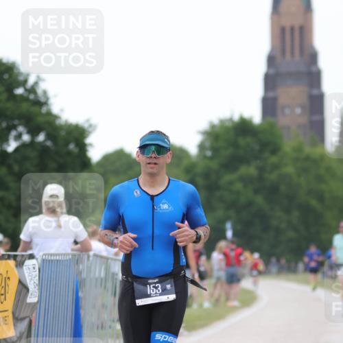 22.06.2025 - Viking Triathlon H.Heesch http://msf.ph/oto/8093821 22.06.2025 16:05:50 Laufen 153 meine-sportfotos.de