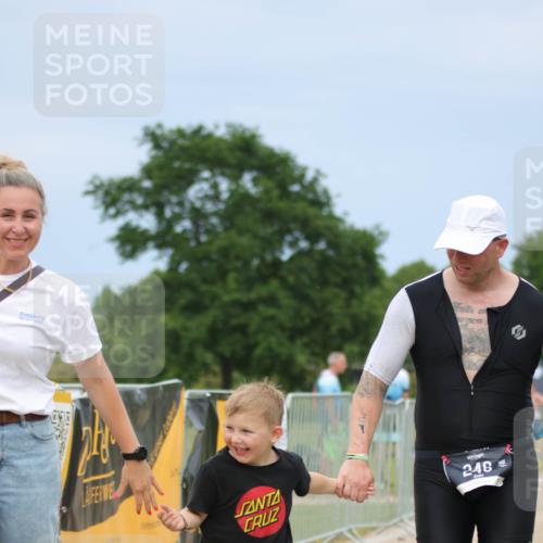22.06.2025 - Viking Triathlon H.Heesch http://msf.ph/oto/8093823 22.06.2025 17:09:24 Laufen 246 meine-sportfotos.de