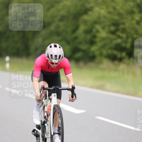 22.06.2025 - Viking Triathlon Yannick Fuchs http://msf.ph/oto/8093855 22.06.2025 13:42:23 Radfahren 472 meine-sportfotos.de