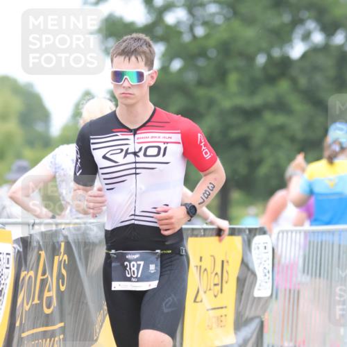 22.06.2025 - Viking Triathlon H.Heesch http://msf.ph/oto/8093857 22.06.2025 15:19:18 Laufen 21, 358, 387 meine-sportfotos.de