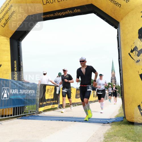 22.06.2025 - Viking Triathlon H.Heesch http://msf.ph/oto/8093900 22.06.2025 13:59:13 Laufen 47, 134, 143, 170, 341 meine-sportfotos.de