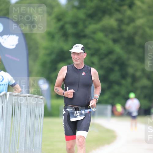 22.06.2025 - Viking Triathlon H.Heesch http://msf.ph/oto/8093915 22.06.2025 17:17:35 Laufen 447 meine-sportfotos.de