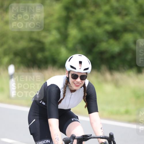 22.06.2025 - Viking Triathlon Yannick Fuchs http://msf.ph/oto/8093921 22.06.2025 13:44:03 Radfahren 431 meine-sportfotos.de