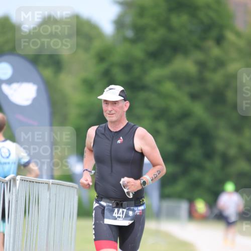 22.06.2025 - Viking Triathlon H.Heesch http://msf.ph/oto/8093980 22.06.2025 17:17:36 Laufen 447 meine-sportfotos.de