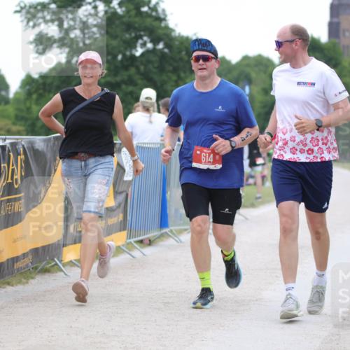 22.06.2025 - Viking Triathlon H.Heesch http://msf.ph/oto/8093999 22.06.2025 16:06:16 Laufen 336, 614 meine-sportfotos.de