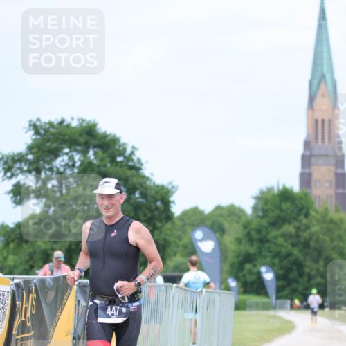 22.06.2025 - Viking Triathlon H.Heesch http://msf.ph/oto/8094037 22.06.2025 17:17:40 Laufen 447 meine-sportfotos.de