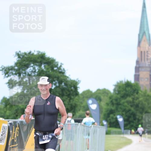 22.06.2025 - Viking Triathlon H.Heesch http://msf.ph/oto/8094055 22.06.2025 17:17:40 Laufen 447 meine-sportfotos.de