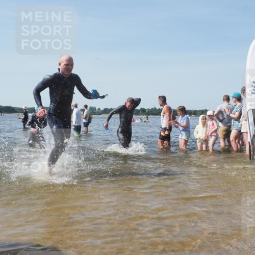 22.06.2025 - Viking Triathlon KatJ http://msf.ph/oto/8094063 22.06.2025 10:29:28 Schwimmen 6, 11, 30, 33, 243, 612 meine-sportfotos.de