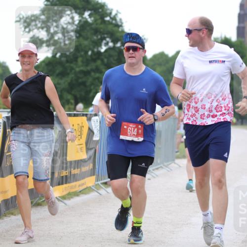 22.06.2025 - Viking Triathlon H.Heesch http://msf.ph/oto/8094075 22.06.2025 16:06:17 Laufen 336, 614 meine-sportfotos.de
