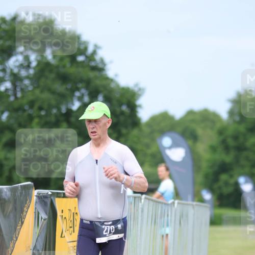 22.06.2025 - Viking Triathlon H.Heesch http://msf.ph/oto/8094082 22.06.2025 17:18:05 Laufen 270 meine-sportfotos.de